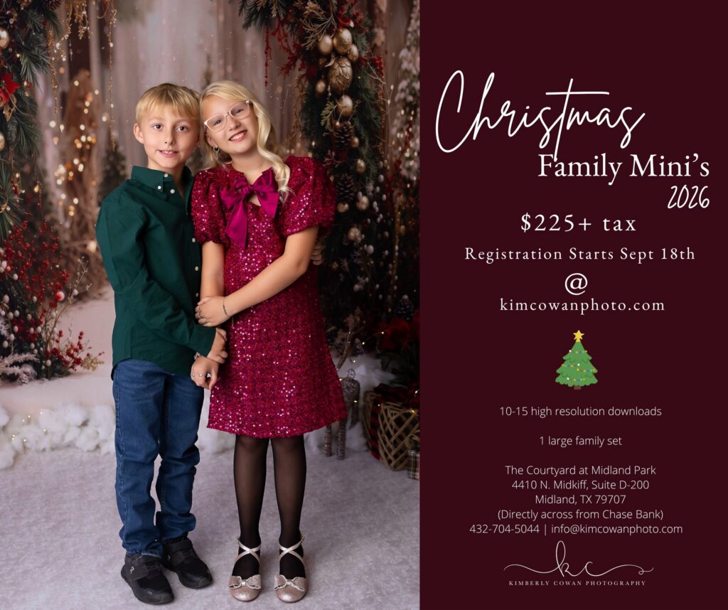 2026 Christmas Family Mini Sessions in Midland TX by Kimberly Cowan Photography